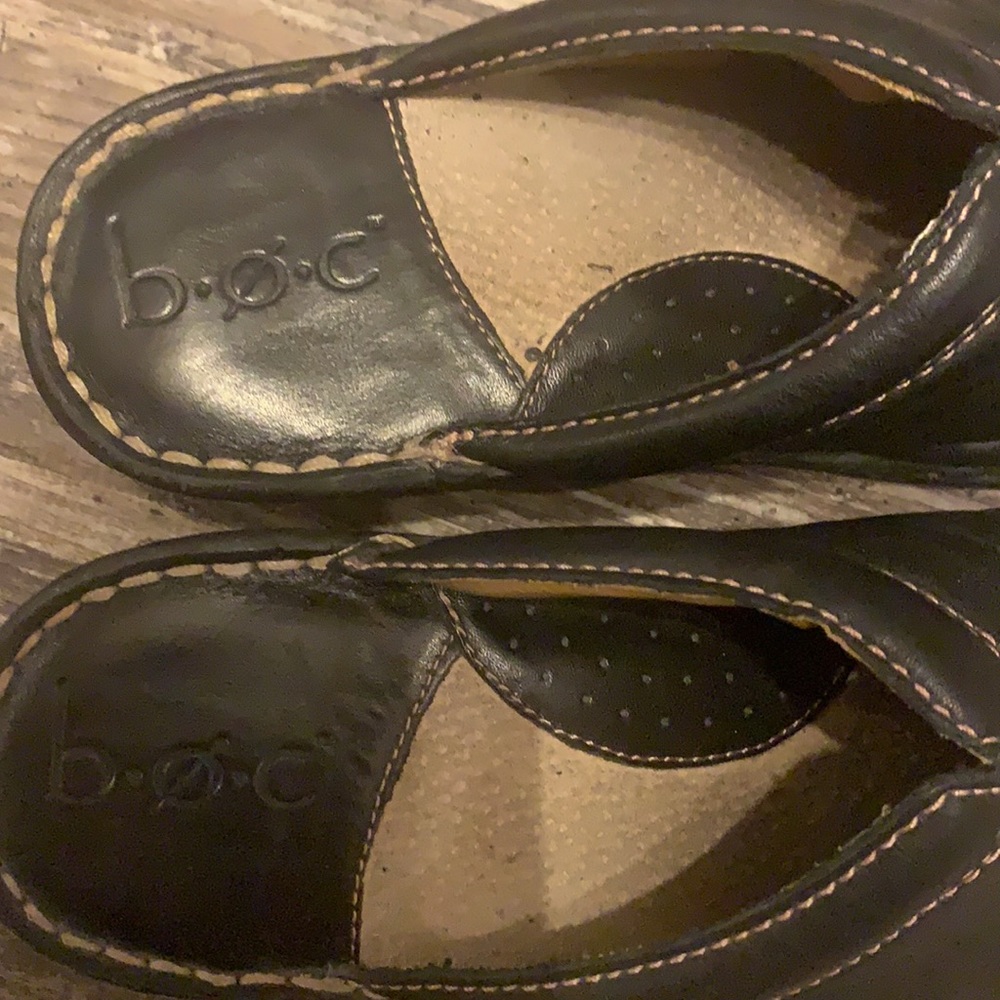 Black Clogs - Picture 3 of 7